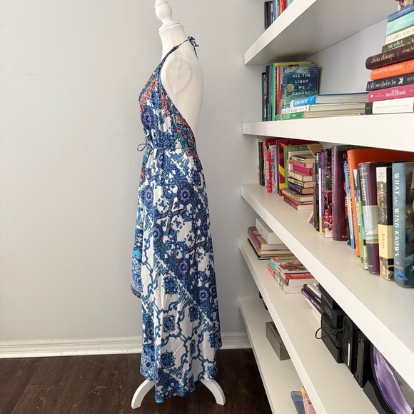 VENUS Blue and White Backless Halter Sundress Large - Picture 4 of 12